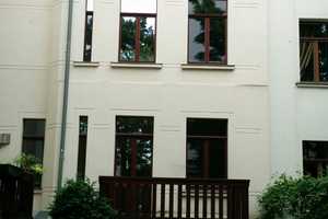 Gepflegte 3-Zimmer-Hochparterre-Wohnung mit Balkon in wunderschönem Altbau – Shakespearestraße 5, 4107 Leipzig – Vorschaubild 3