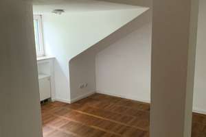 3,5 Raum Dachgeschosswohnung mit grosser Dachterrasse – Gemarkenstr. 86, 45147 Holsterhausen, Essen – Vorschaubild 13