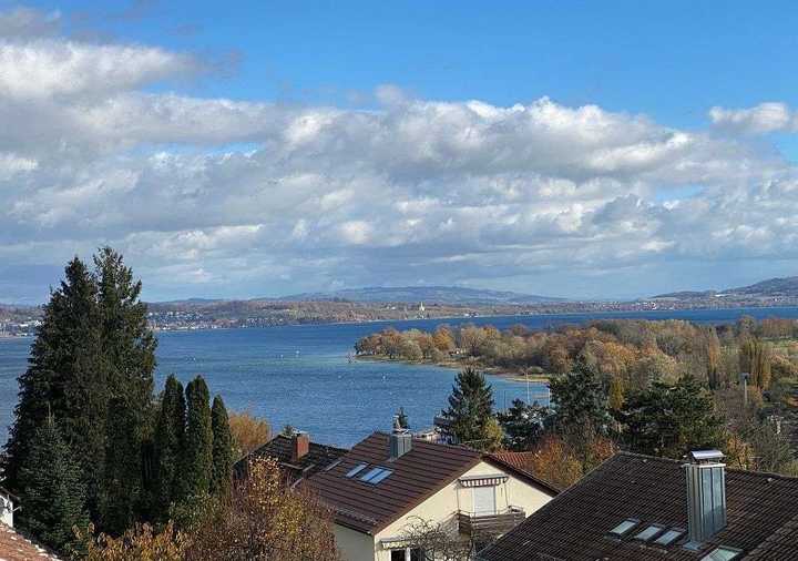 Reiheneckhaus mit 4-Zimmer-Maisonette & separater Einliegerwohnung