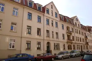 !! NEU SANIERT !! Helle 2-Raum-Wohnung mit Einbaucküche! – Braunschweiger Straße 6, 1127 Dresden – Vorschaubild 1