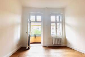 Ruhige, renovierte 3-Zimmer-Altbauwohnung mit Süd-West-Balkon nahe Spree & Mierendorffplatz – Die vollständige Adresse der Immobilie erhältst du vom Anbieter., 10589 Charlottenburg, Berlin – Vorschaubild 4