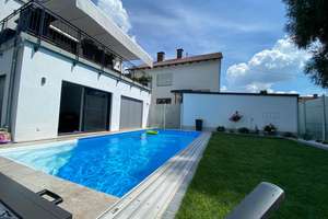 Traumhaus - Mehrfamilienhaus mit moderner Ausstattung, Pool, Sauna, sonnigem Garten und Balkon! – Draht 33, 85276 Pfaffenhofen an der Ilm – Vorschaubild 14