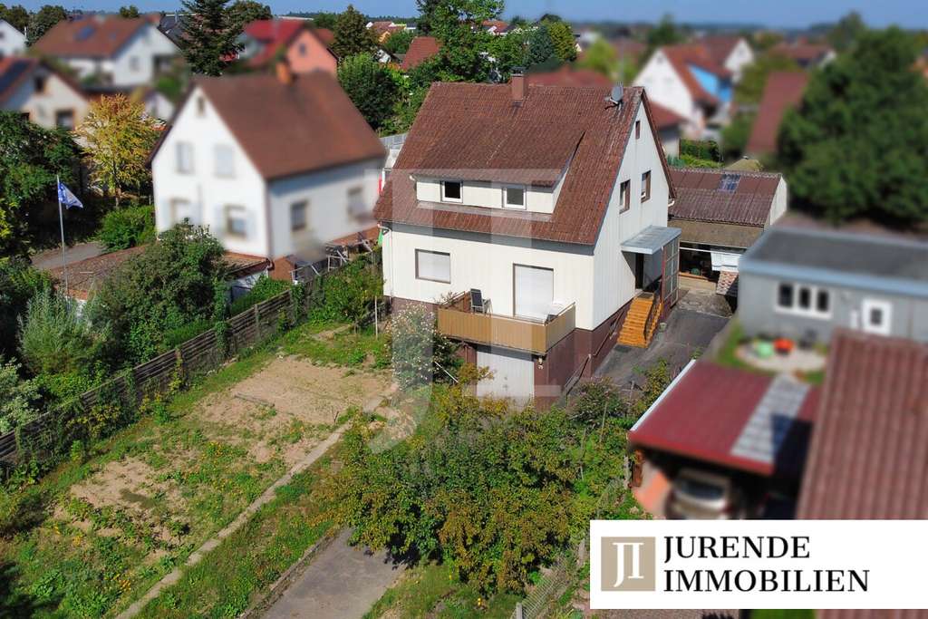 Immobilie in Oberderdingen - Viel Potenzial, tolle Lage – Einfamilienhaus in Oberderdingen - Bild 0