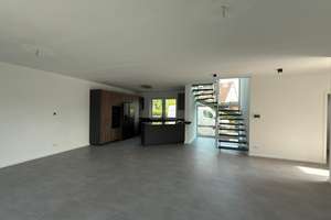 Modernes 4-Zimmer-Haus mit Doppeltgarage in Wassertrüdingen – Blumenstraße 2a, 91717 Wassertrüdingen – Vorschaubild 11