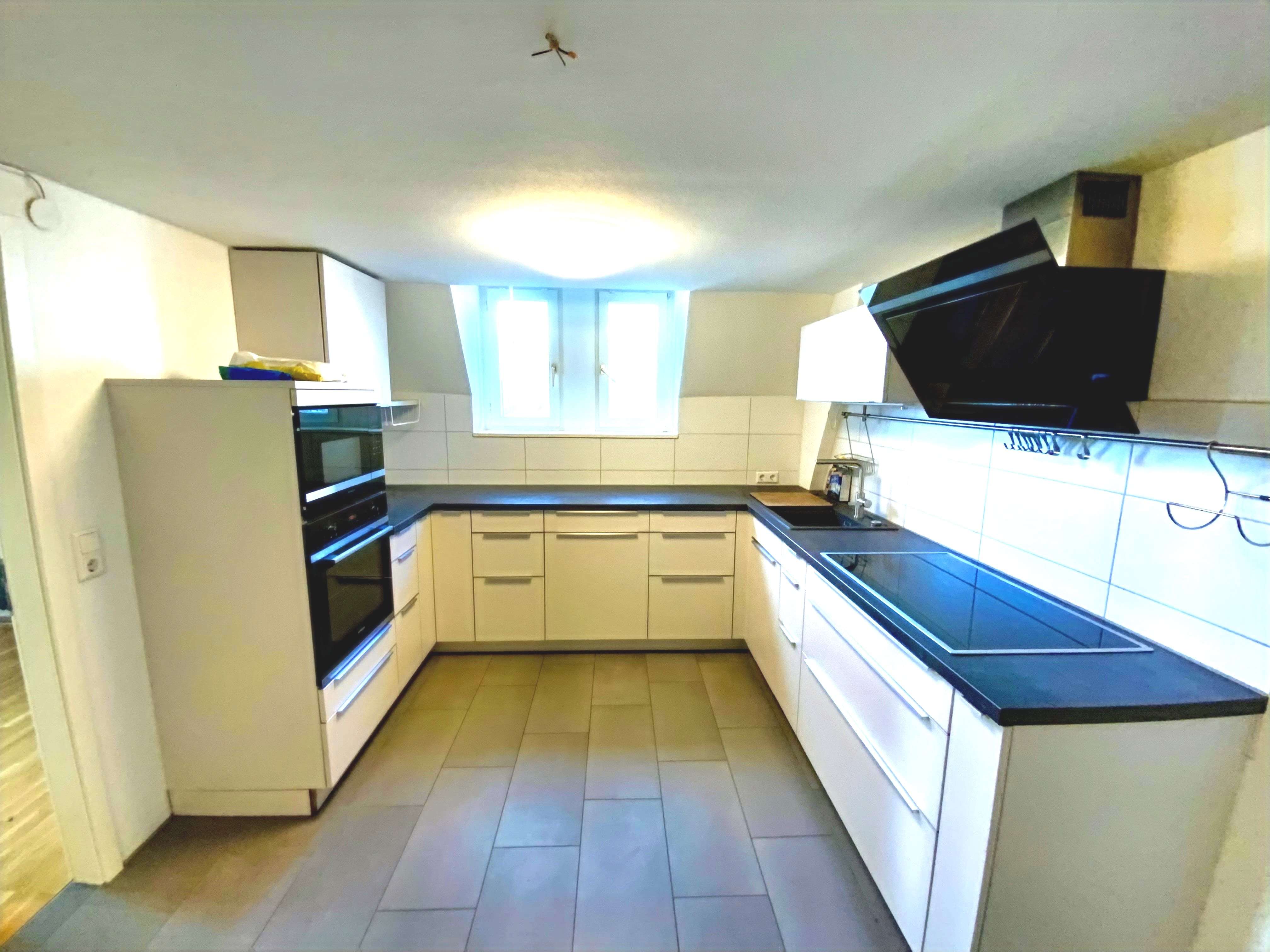 Immobilie in Lindau (Bodensee) - Dachgeschosswohnung mit Seeblick in Jahrhundertwende Villa Lindau - Bild 4