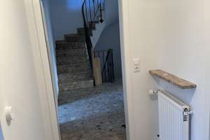 Modernisierte DHH in absoluter Top-Lage/ Garten & Balkon/ Ubahn Nähe – Die vollständige Adresse der Immobilie erhältst du vom Anbieter., 81477 Obersendling, München – Vorschaubild 21