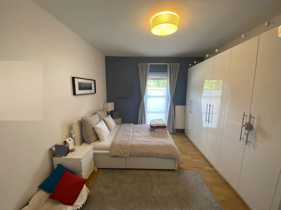 Schlafzimmer EG links