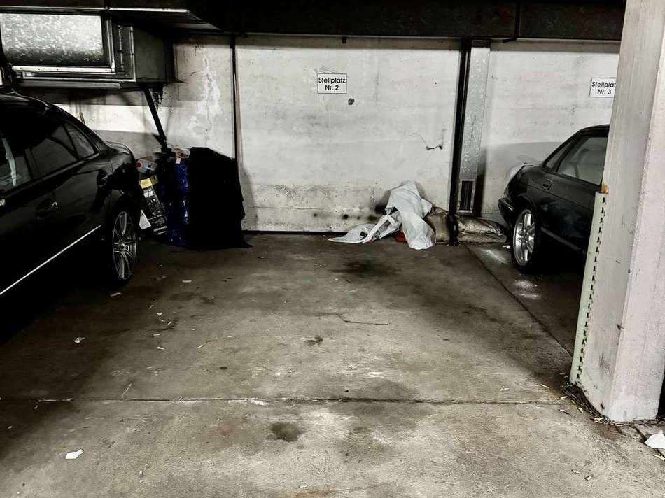 Tiefgarage Stellplatz