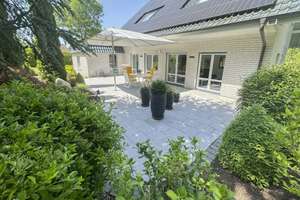 Seeblick trifft stilreines Design - teilautarkes Architektenhaus in Klingberg - Scharbeutz – Die vollständige Adresse der Immobilie erhältst du vom Anbieter., 23684 Scharbeutz – Vorschaubild 5