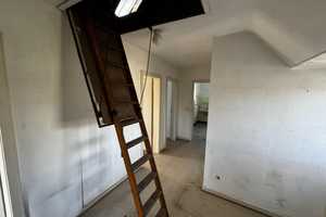 Freistehendes Einfamilienhaus mit Garage und Garten – Krefeld – Vorschaubild 9