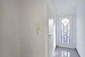 Familien aufgepasst!! Wir haben Ihr neues Zuhause!! – Die vollständige Adresse der Immobilie erhältst du vom Anbieter., 72764 Reutlingen-Mitte, Reutlingen – Vorschaubild 2