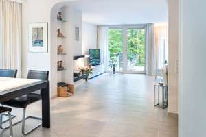Erstklassiges Wohnen in Wellingsbüttel – stilvolles Reihenhaus mit Waldblick – Wellingsbütteler Landstraße 175, 22337 Ohlsdorf, Hamburg – Vorschaubild 30
