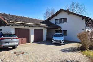 Chieming am Chiemsee - Einfamilienhaus mit großem sonnigen Südgarten - Doppelgarage, Werkstatt – Die vollständige Adresse der Immobilie erhältst du vom Anbieter., 83339 Chieming – Vorschaubild 13