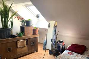 Ein schmuckes Dreifamilienhaus in guter LAGE – Die vollständige Adresse der Immobilie erhältst du vom Anbieter., 76149 Neureut, Karlsruhe – Vorschaubild 9