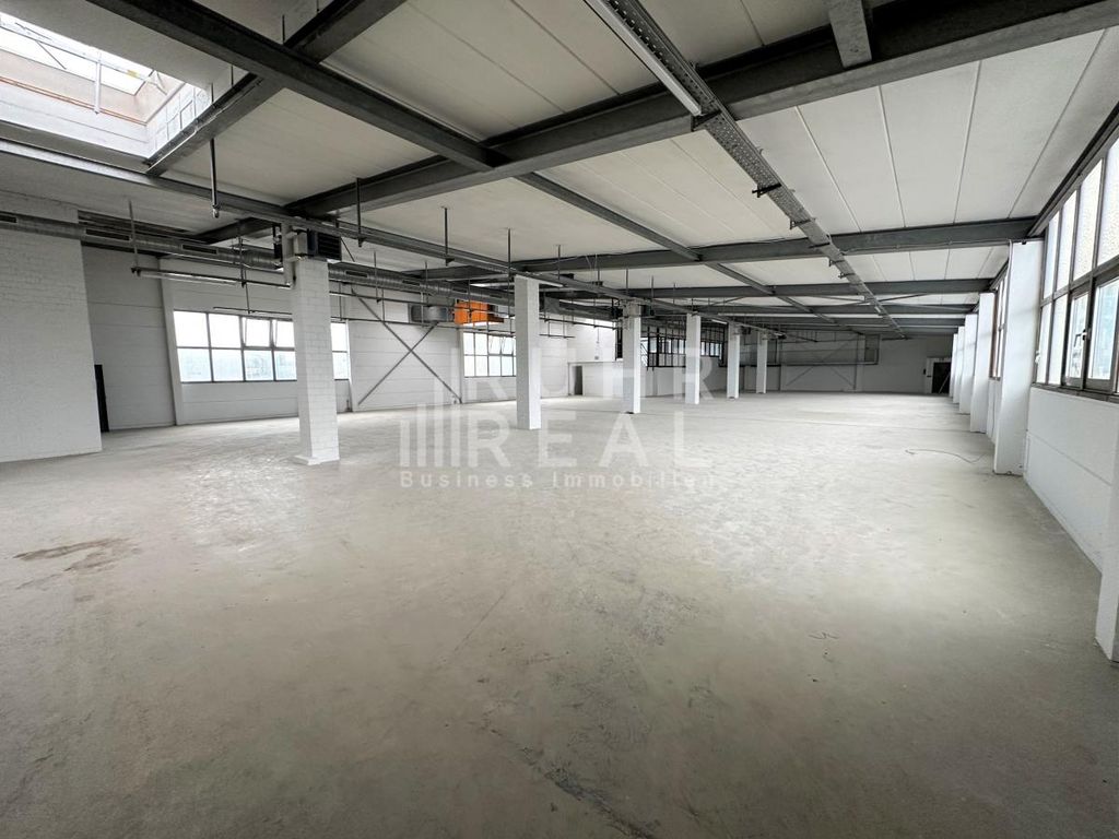 flexible-lager-produktionsfl-che-in-wuppertal-rampenandienung