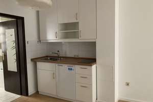 41qm mit Blick ins Grüne, Altstadt nähe Moritzplatz, Einbauküche – Die vollständige Adresse der Immobilie erhältst du vom Anbieter., 86150 Lechviertel, östl. Ulrichsviertel, Augsburg – Vorschaubild 3