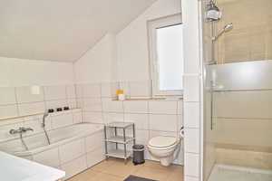 Junges modernes Haus in ruhiger Lage, große Garage, Carport, Garten, Bhf. Strecke  Stuttgart21 - Ulm – Alb-Donau-Kreis – Vorschaubild 14
