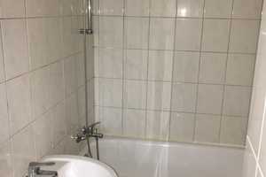 Ruhig gelegene 2 Zimmer Erdgeschosswohnung mit Garten zur Alleinnutzung, nahe Oberkassel/Seestern – Amboß str 18, 40547 Düsseldorf – Vorschaubild 4