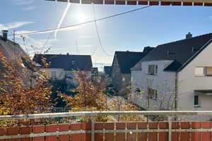 MODERNES 3-FAMILIENHAUS MIT ZWEI GARAGEN UND SOLAR! – Reutlingen (Kreis) – Vorschaubild 3