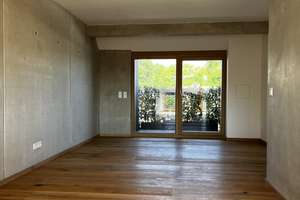 Neuwertiges 4-Zimmer-Penthouse mit Dachterrasse, Aufzug & Deckenkühlung in best Lage – 80538 Englischer Garten, München – Vorschaubild 5