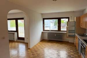 Helle 5,5-Zimmer-Wohnung mit Dachterrasse und Balkon in Sendling – ideal für WG oder Familie