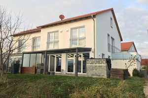 Neuwertige Doppelhaushälfte mit Dachterrasse in Gerolsbach / Nähe S2 Petershausen! Provisionsfrei! – Pfaffenhofen an der Ilm (Kreis) – Vorschaubild 2