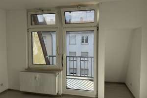 Schöne 2-Zimmer-Dachgeschoss-Wohnung mit zwei Balkonen – 67059 Nord-Hemshof, Ludwigshafen am Rhein – Vorschaubild 2
