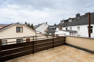 (ANFRAGEN NUR ÜBER KONTAKTFORMULAR, BITTE!) Großzügige Wohnung mit Balkon – Winzerstrasse 6, 53129 Dottendorf, Bonn – Vorschaubild 2