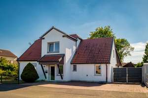Gemütliches Einfamilienhaus mit weitläufigem Garten und Entwicklungspotenzial – August-Bebel-Straße 80, 59077 Herringen, Hamm – Vorschaubild 2