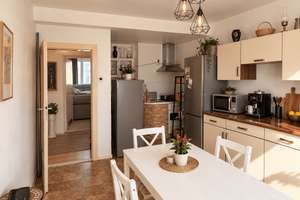 Viel Platz in bester Lage: 3-Zimmer-Wohnung mit 69 m² in der Maxvorstadt – 80333 Augustenstraße, München – Vorschaubild 3