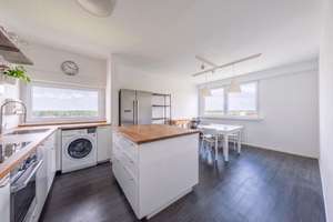 Großzügiges Raumwunder: gepflegte 5-Zimmer-Wohnung mit zwei Loggien und Garage – Die vollständige Adresse der Immobilie erhältst du vom Anbieter., 44329 Lanstrop, Dortmund – Vorschaubild 1
