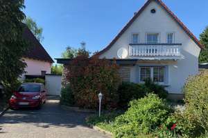 Charmantes Einfamilienhaus in beliebter Lage  – Die vollständige Adresse der Immobilie erhältst du vom Anbieter., 38350 Helmstedt – Vorschaubild 1