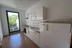 Attraktive Mietwohnung mit Balkon, Einbauküche und Stellplatz – Die vollständige Adresse der Immobilie erhältst du vom Anbieter., 9111 Zentrum, Chemnitz – Vorschaubild 2