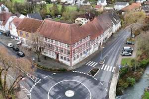 Bestens vermietete Gewerberäume plus 9 Wohnungen – Die vollständige Adresse der Immobilie erhältst du vom Anbieter., 74740 Adelsheim – Vorschaubild 4