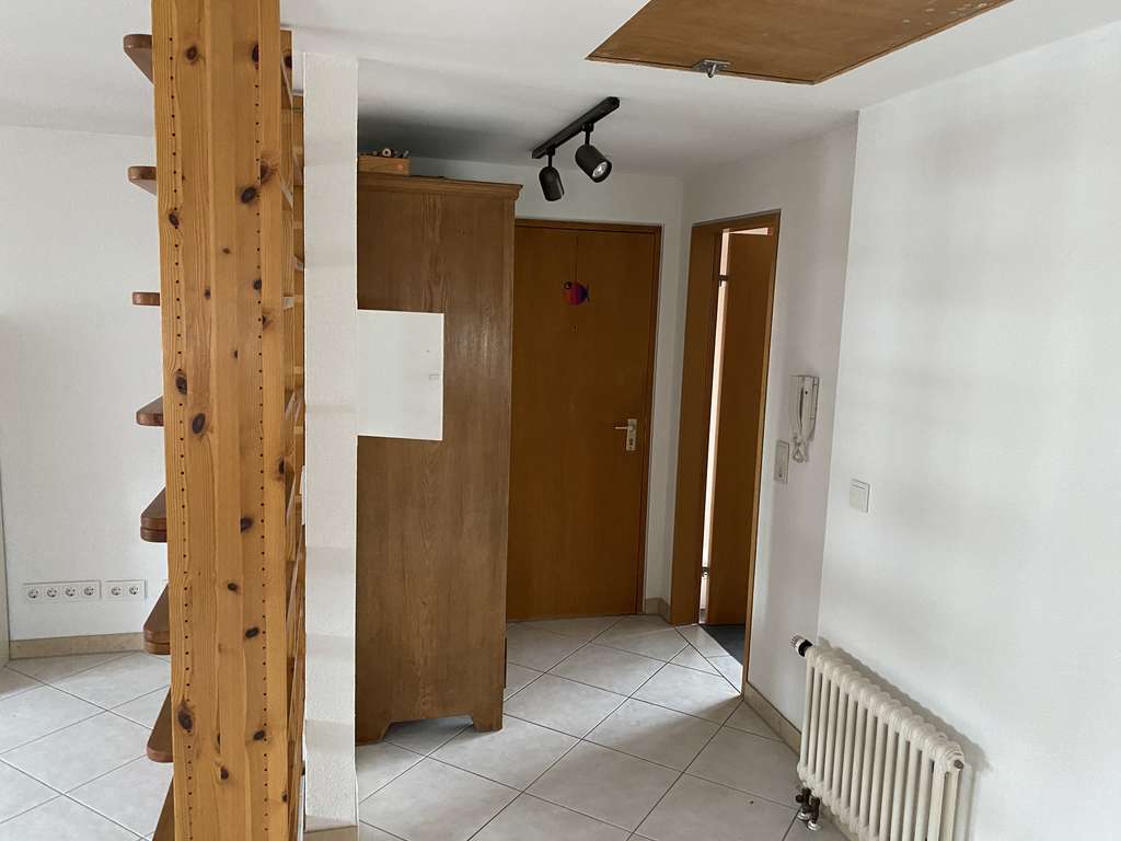 Immobilie in Deizisau - Charmante 2,5-Zimmer Dachgeschosswohnung in Deizisau - Bild 2