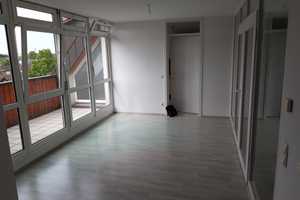 3 1/2-Zimmer-Maisonette-Wohnung mit herrlichem Weitblick – Karl-May-Weg 0, 90425 Nürnberg – Vorschaubild 3