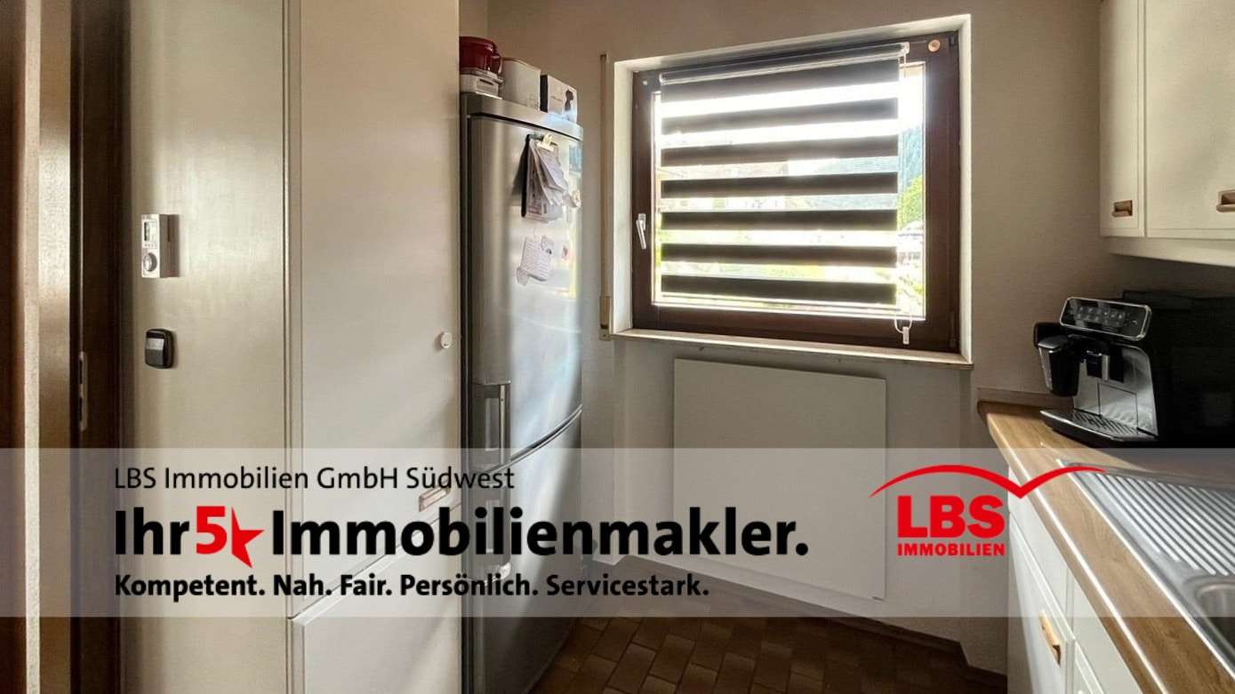 Immobilie in Seewald - Charmantes Ein-/Zweifamilienhaus mit Balkon, Terrasse und Sauna in idyllischer Umgebung. - Bild 6