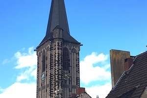 Luxuriöse 2-Zimmer Wohnung in Bestlage Severinstraße Erstbezug nach Sanierung – Severinstraße 17, 50678 Altstadt/Süd, Köln – Vorschaubild 1