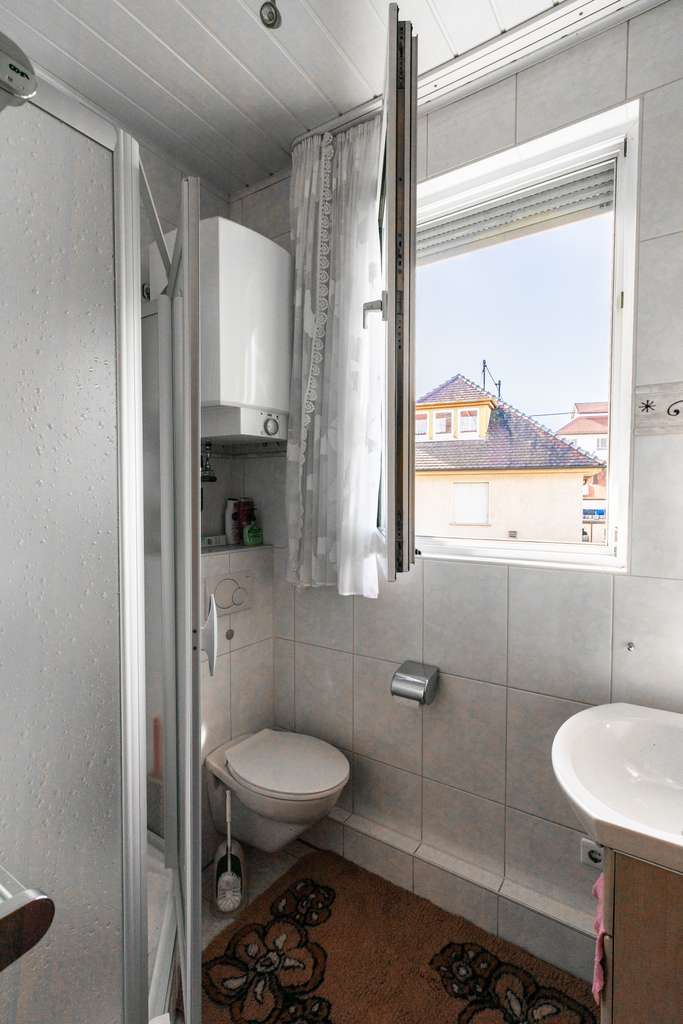 Immobilie in Geislingen an der Steige - Reihenmittelhaus mit Garten - viel Potenzial zum fairen Preis - Bild 3