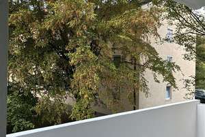 Kernsanierte 3-Zimmer-Wohnung mit Balkon und Einbauküche – 81241 Pasing, München – Vorschaubild 1