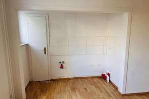 Renovierte 2-Zimmer-Wohnung (ca. 40m²) mit neuem Badezimmer in Holsterhausen – Camphausenstr. 31, 45147 Holsterhausen, Essen – Vorschaubild 2