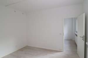 Erster Monat mietfrei! 2 Zimmer mit Balkon! Aufzug! – Die vollständige Adresse der Immobilie erhältst du vom Anbieter., 9116 Altendorf, Chemnitz – Vorschaubild 7