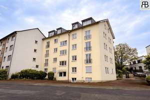 Attraktive 4-Zimmer-Wohnung mit Balkon, Stellplatz und Ausbaupotential in Köln-Bilderstöckchen