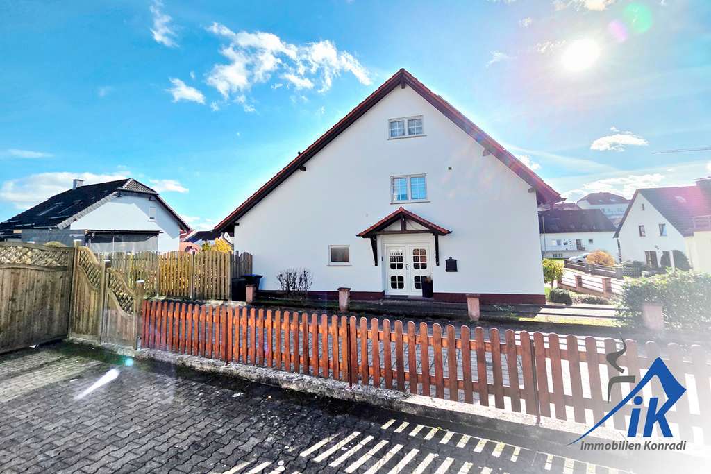 Immobilie in Schönenberg-Kübelberg - IK|Gepflegtes Zweifamilienhaus in attraktiver Lage von Schönenberg-Kübelberg - Bild 2