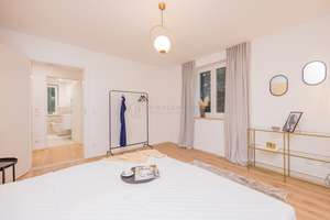 "Modernes WG-Zimmer - jetzt einziehen und Wohlfühloase erleben!" – Rueßstraße 54, 80997 Allach, München – Vorschaubild 1