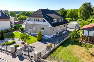 Strandnahes Einfamilienhaus mit Einliegerwohnung in gefragter Lage in Scharbeutz OT Haffkrug – Ostholstein (Kreis) – Vorschaubild 1