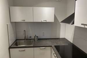 Geräumige Wohnung mit eineinhalb Zimmern zur Miete in Hannover – Vahrenheider Markt 8, 30179 Vahrenheide, Hannover – Vorschaubild 2