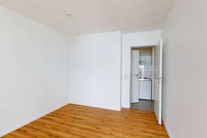 Lichtdurchflutetes Wohnglück: 2-Zimmer-Wohnung mit vollverglastem Erker & Tageslichtbad – Brüggemannstraße 4, 52072 Ponttor, Aachen – Vorschaubild 4