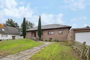 Viel Potenzial: Winkelbungalow auf 2369 qm Bauland mit Ausbaureserve im DG – Hildesheim (Kreis) – Vorschaubild 23