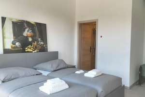 3 x Exklusive Studio Ferienwohnungen zum Verkaufen. Gute Rendite Möglich!!!  Bau Reserve!!!
